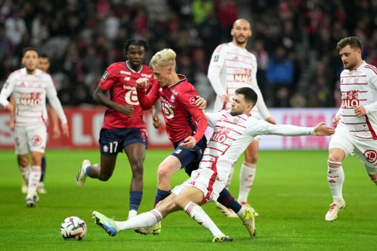 LOSC Lille vs Brest (01:00 – 07/12) | Xem lại trận đấu